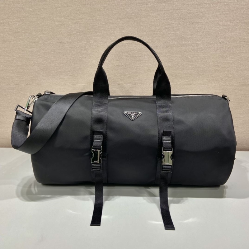 Pra*a travel bags
